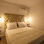 Fantasy Ξενοδοχείο 4*