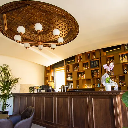 Ξενοδοχείο Fantasy 4*