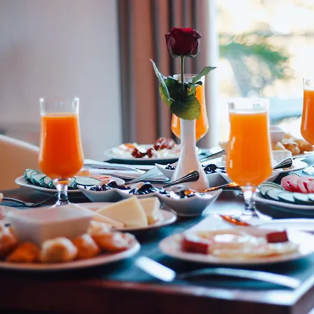 Ξενοδοχείο Fantasy 4*