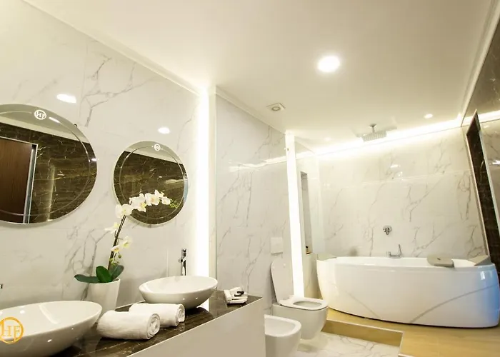 Fantasy 4* Gjirokastër